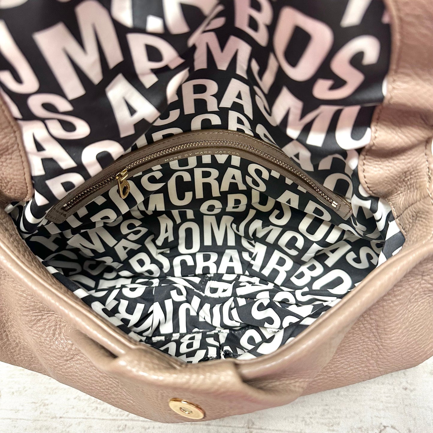 Crossbody Designer By Marc By Marc Jacobs, Size: Medium