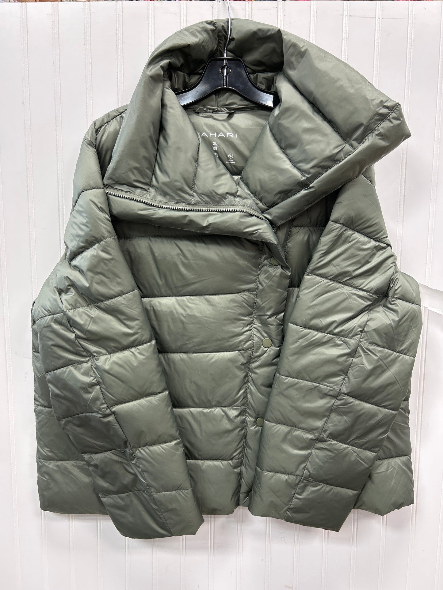 Coat Puffer & Quilted By Tahari In Green, Size:Xl