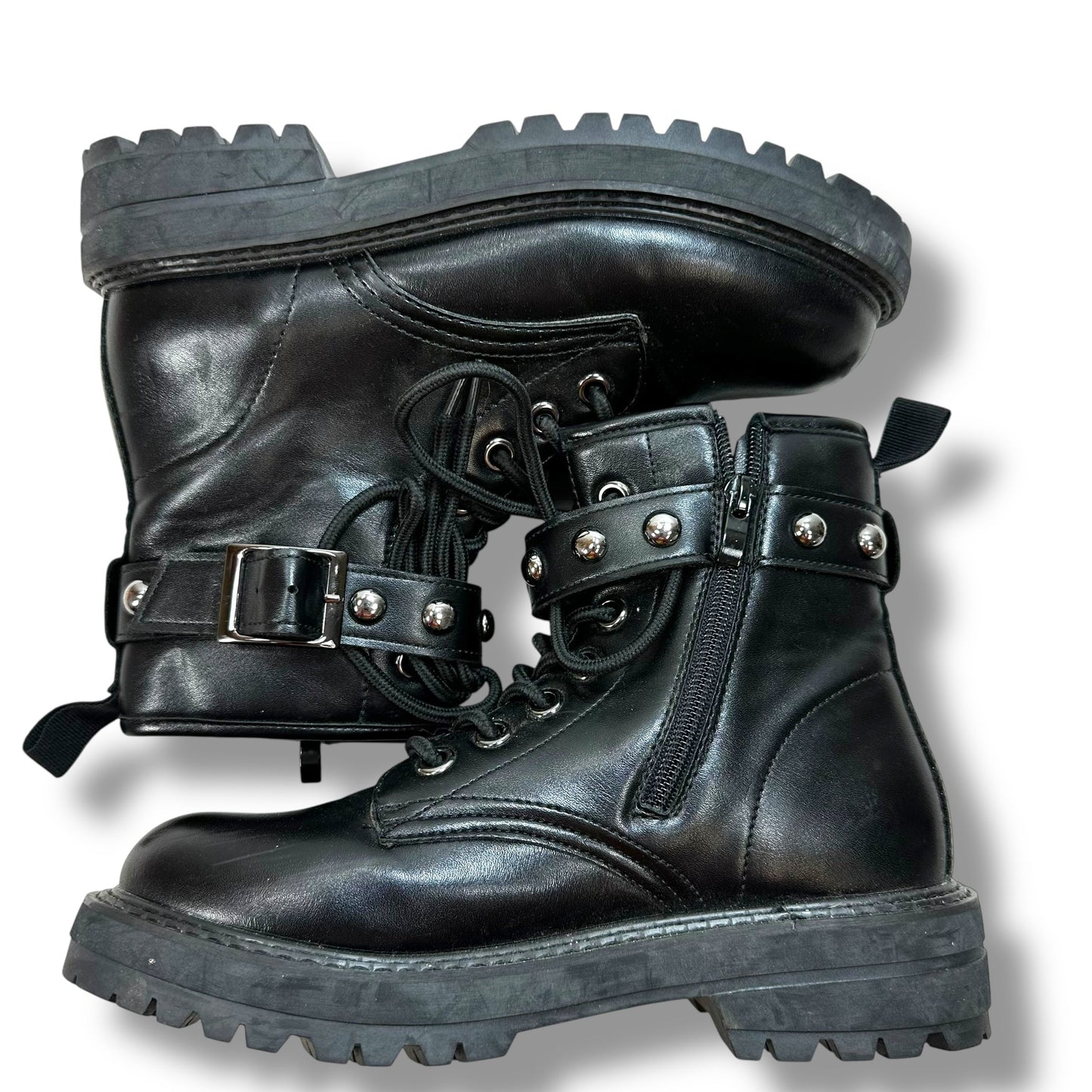 Boots Ankle Flats By Cushionaire In Black, Size: 7.5