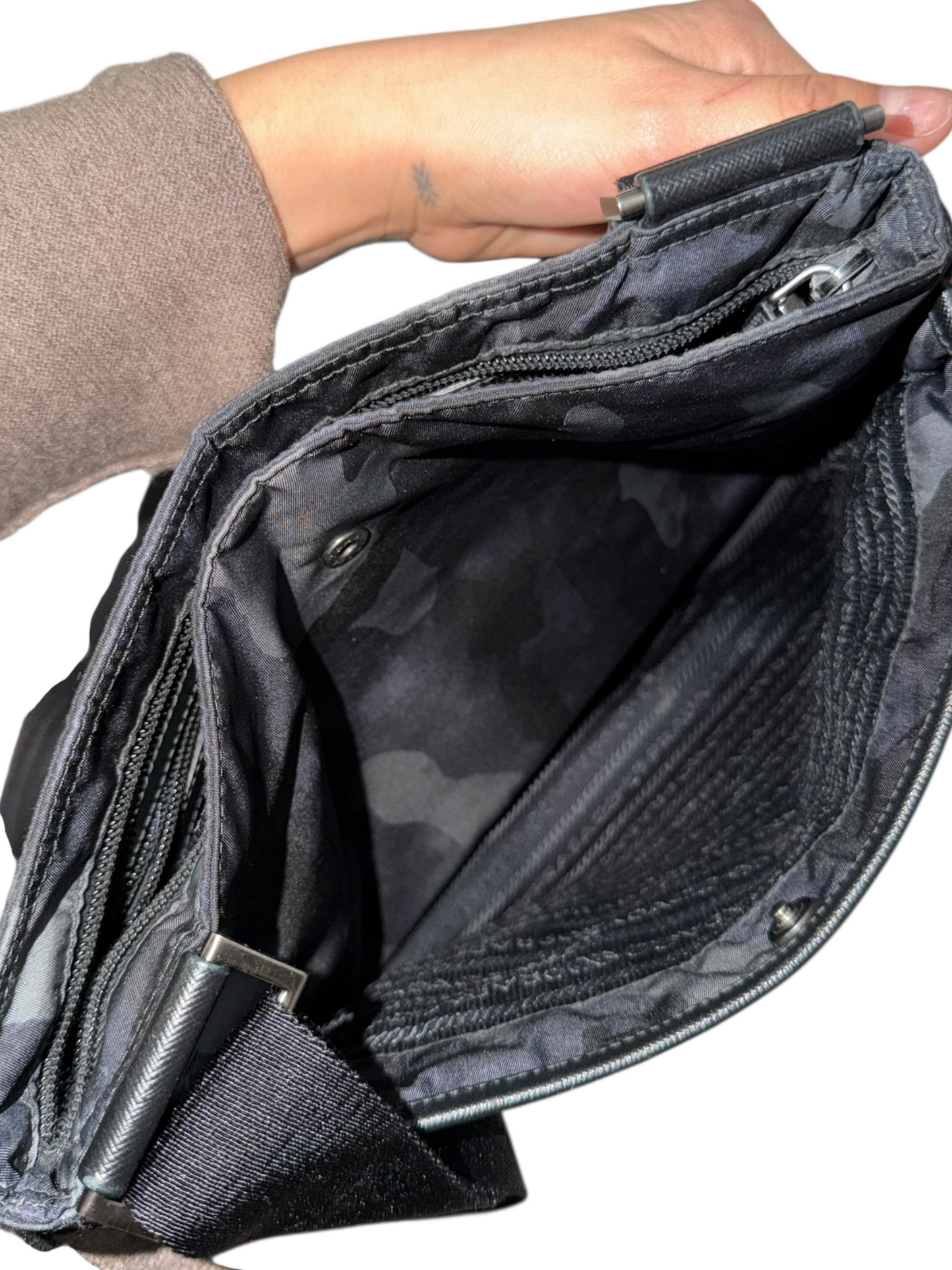 Crossbody Luxury Designer By Prada, Size: Medium