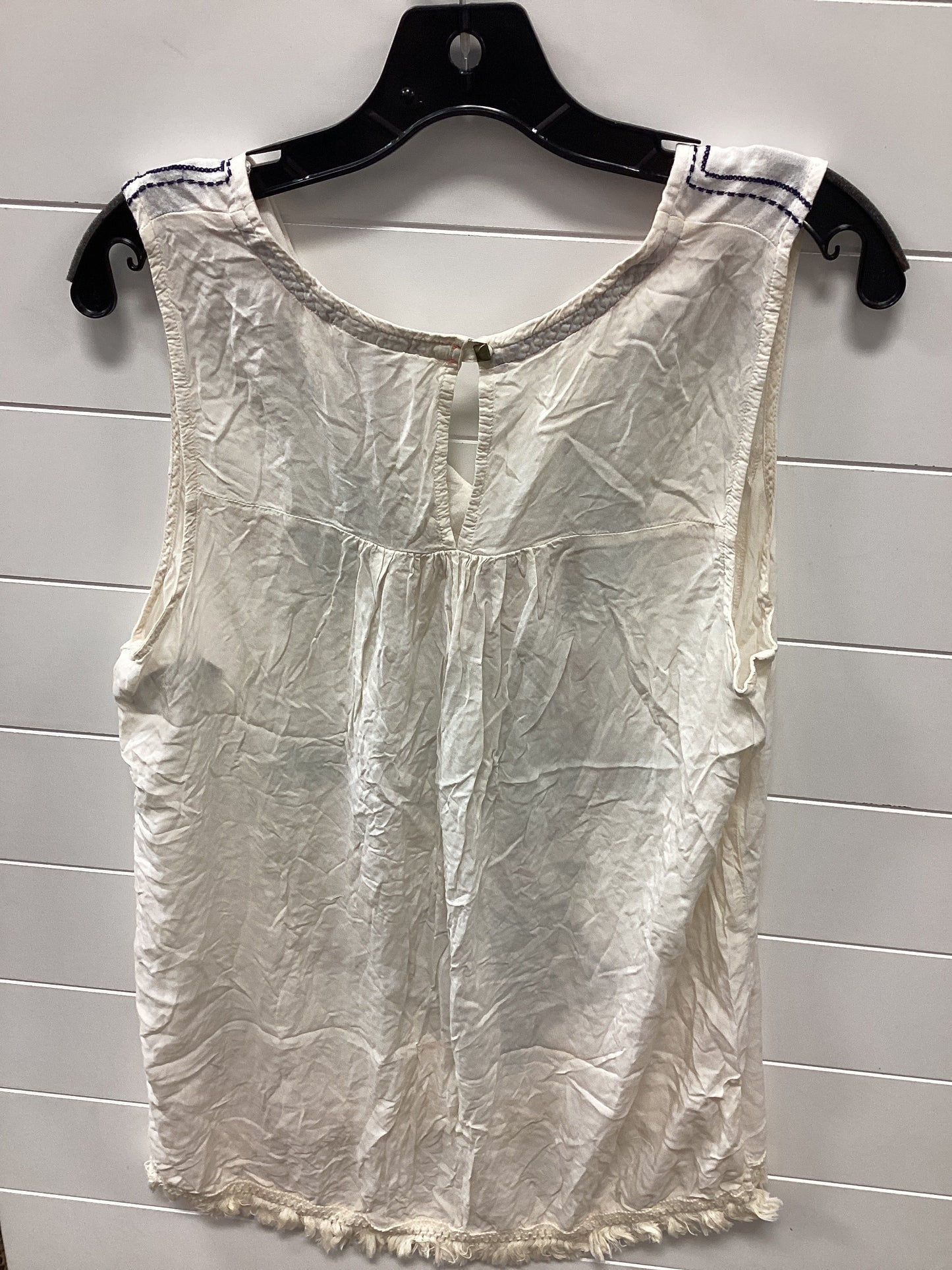 Top Sleeveless By Knox Rose In Cream, Size:1X