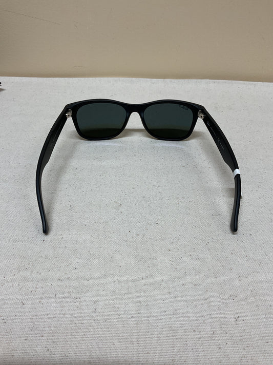 Sunglasses Designer By Ray Ban In Black