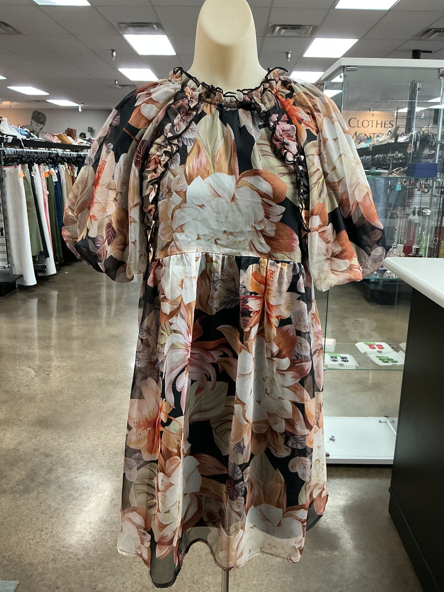 Dress Casual Short By Entro In Floral Print, Size:S