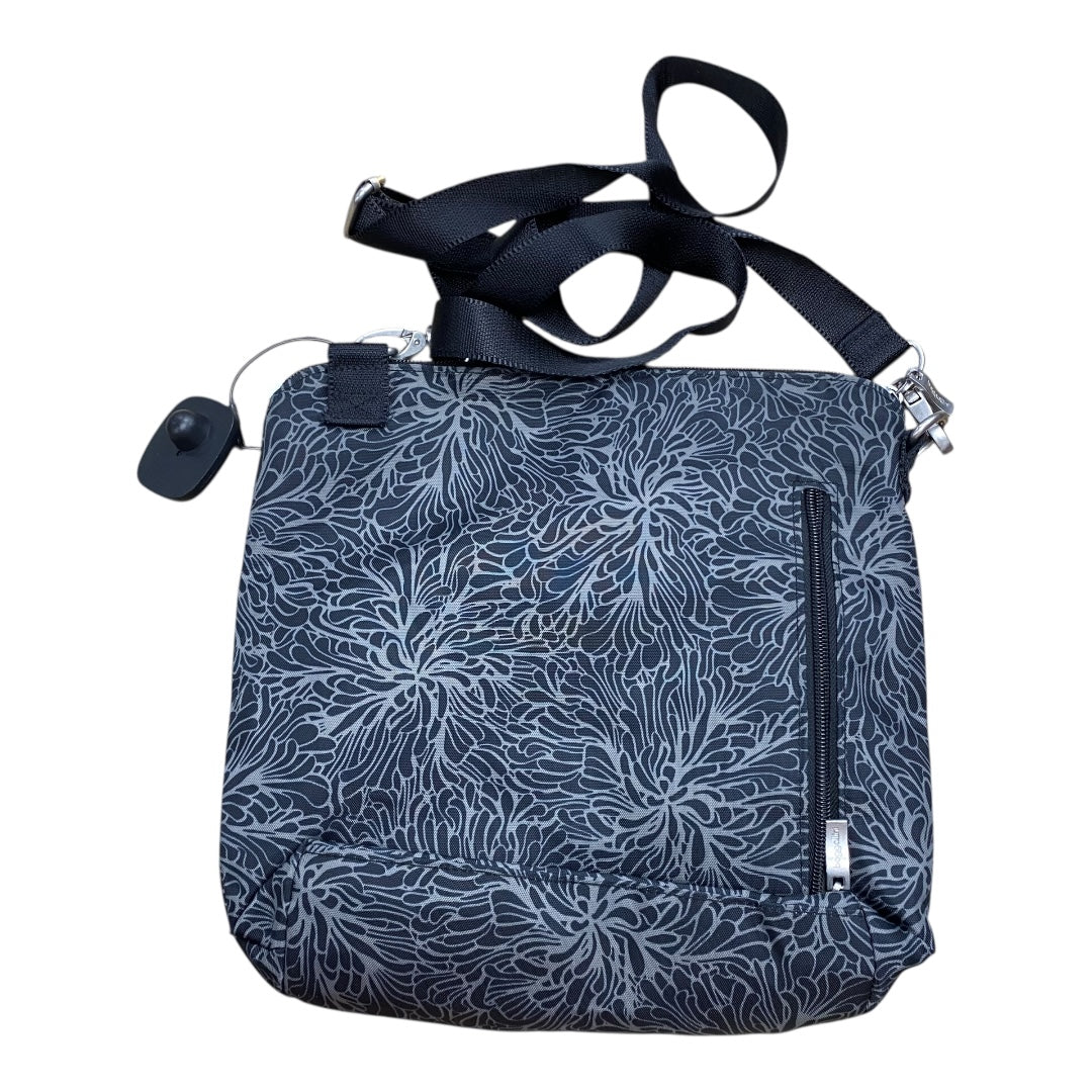 Handbag By Baggallini In Black & Grey, Size:Medium