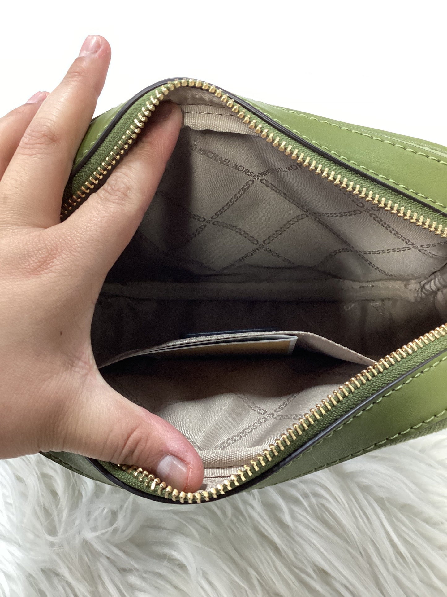 Handbag Designer By Michael Kors In Green, Size:Medium