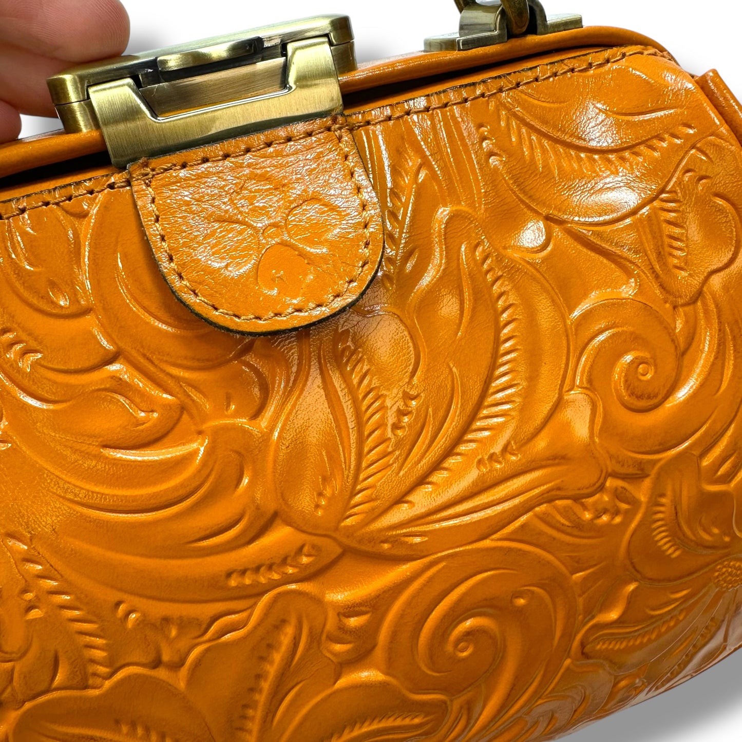 Crossbody Designer By Patricia Nash, Size: Medium