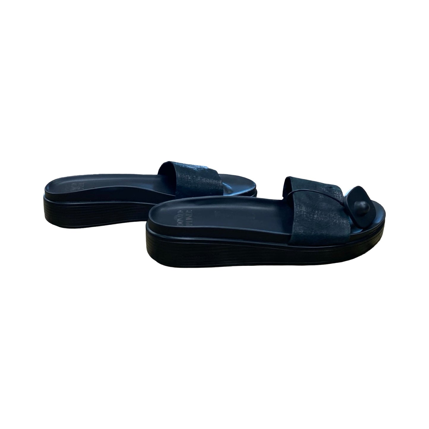 Sandals Flats By Donald Pliner In Black, Size:9.5