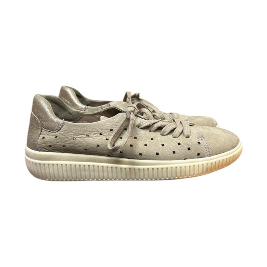 Shoes Sneakers By Nurture In Tan, Size:7