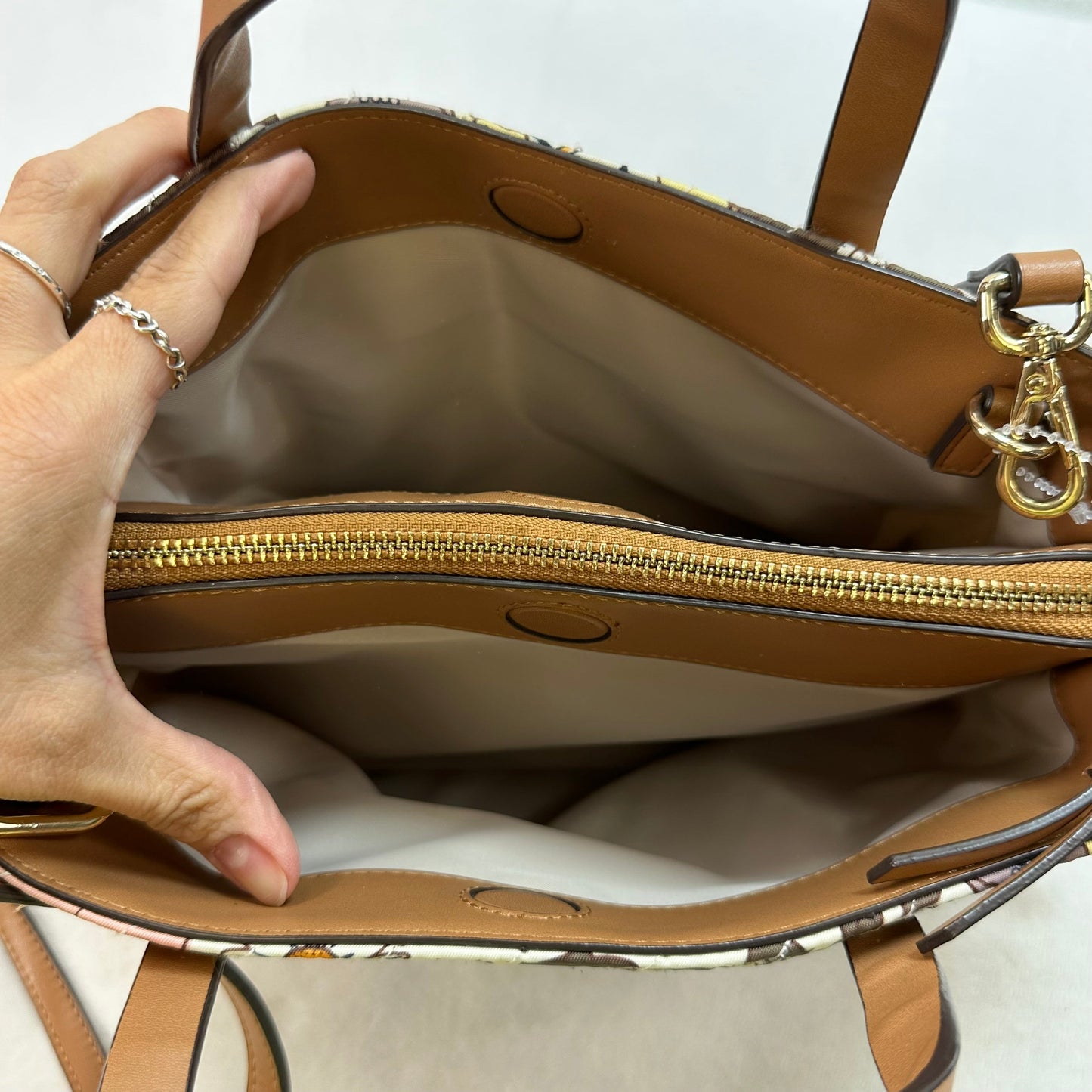 Crossbody By Radley London, Size: Small