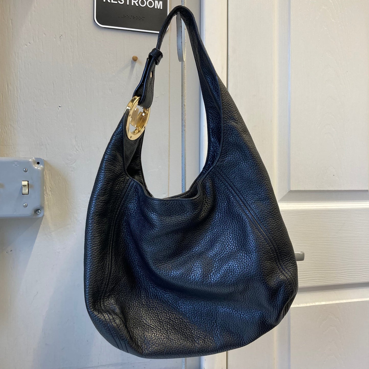 Handbag Designer By Michael Kors In Black, Size:Large