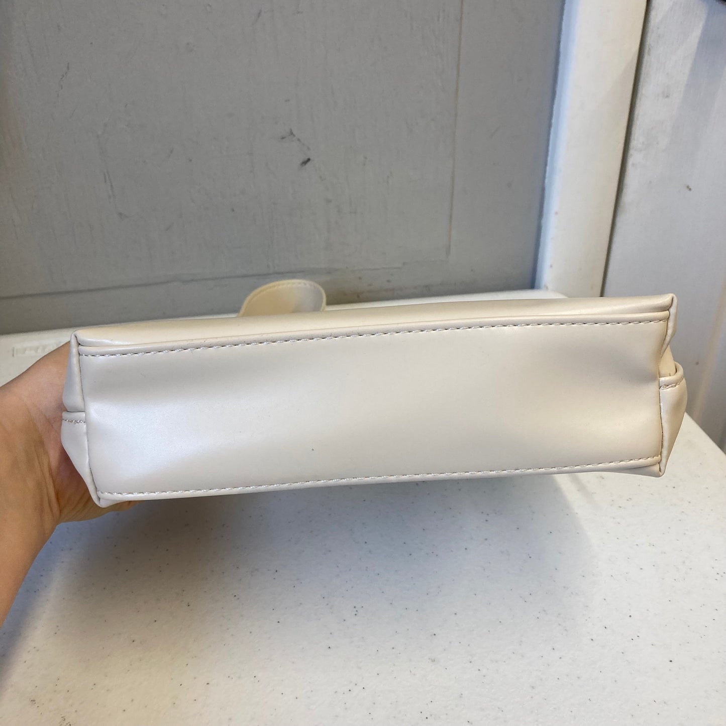 Handbag By Forever 21 In Cream, Size:Small