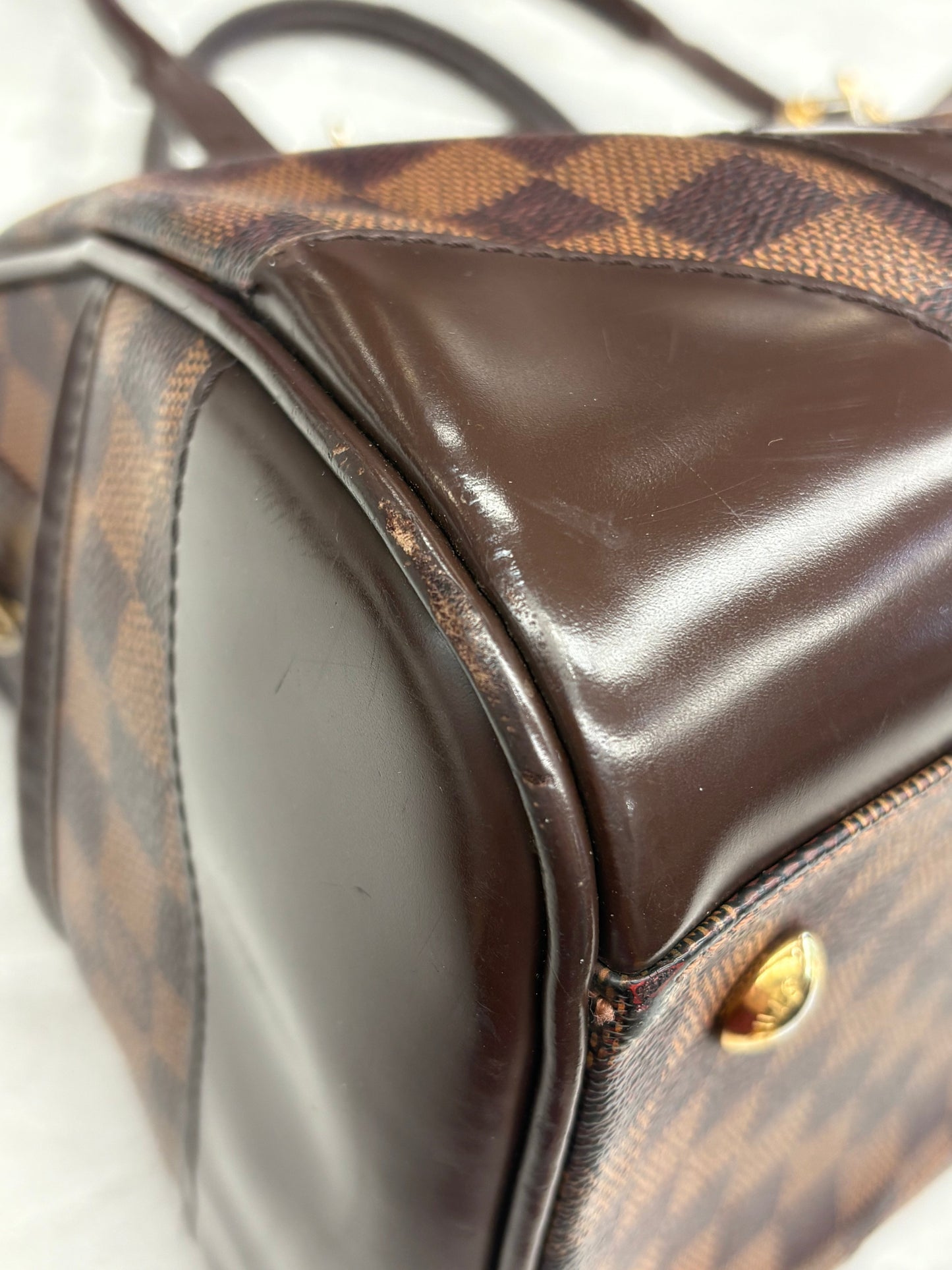 Handbag Luxury Designer By Louis Vuitton, Size: Large