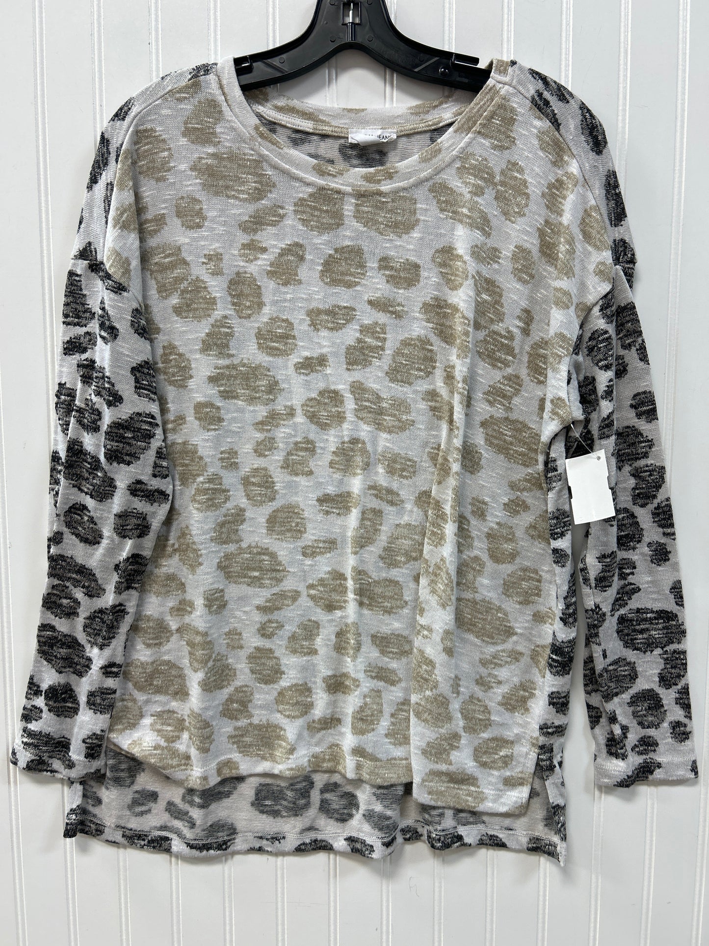 Sweater By Cmc In Grey, Size:L