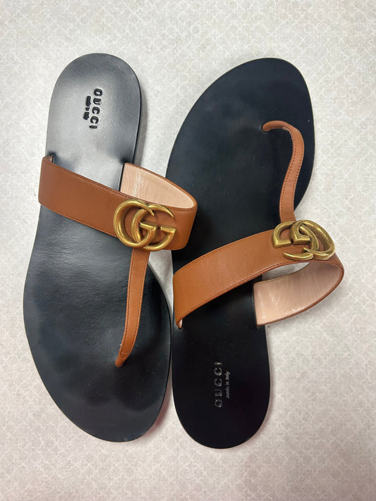 Sandals Luxury Designer By Gucci In Tan, Size:12