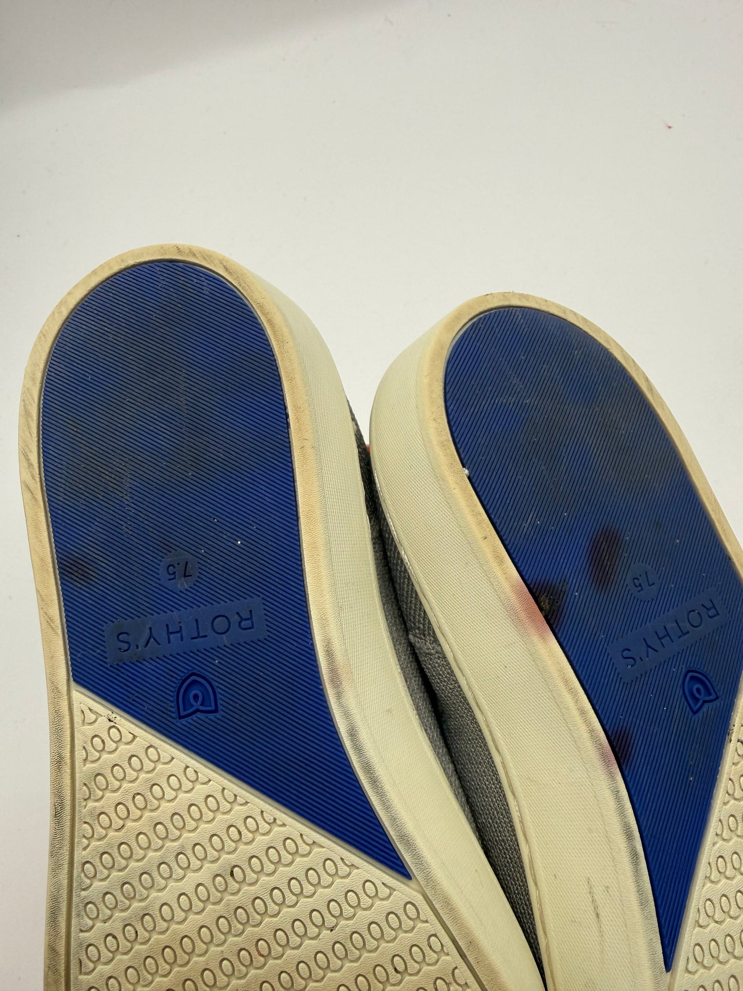 Shoes Flats By Rothys In Grey, Size: 7.5