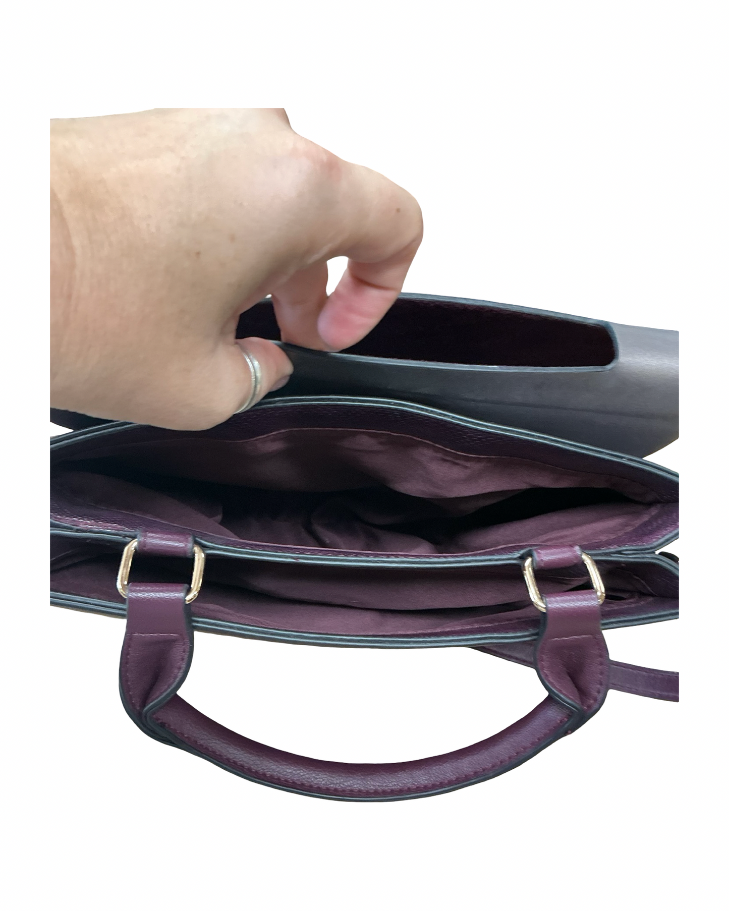 Handbag By Clothes Mentor In Purple, Size:Medium
