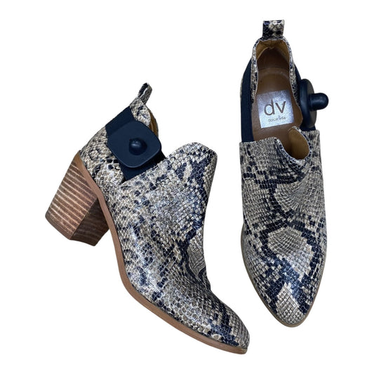 Boots Ankle Heels By Dolce Vita In Animal Print, Size:7.5