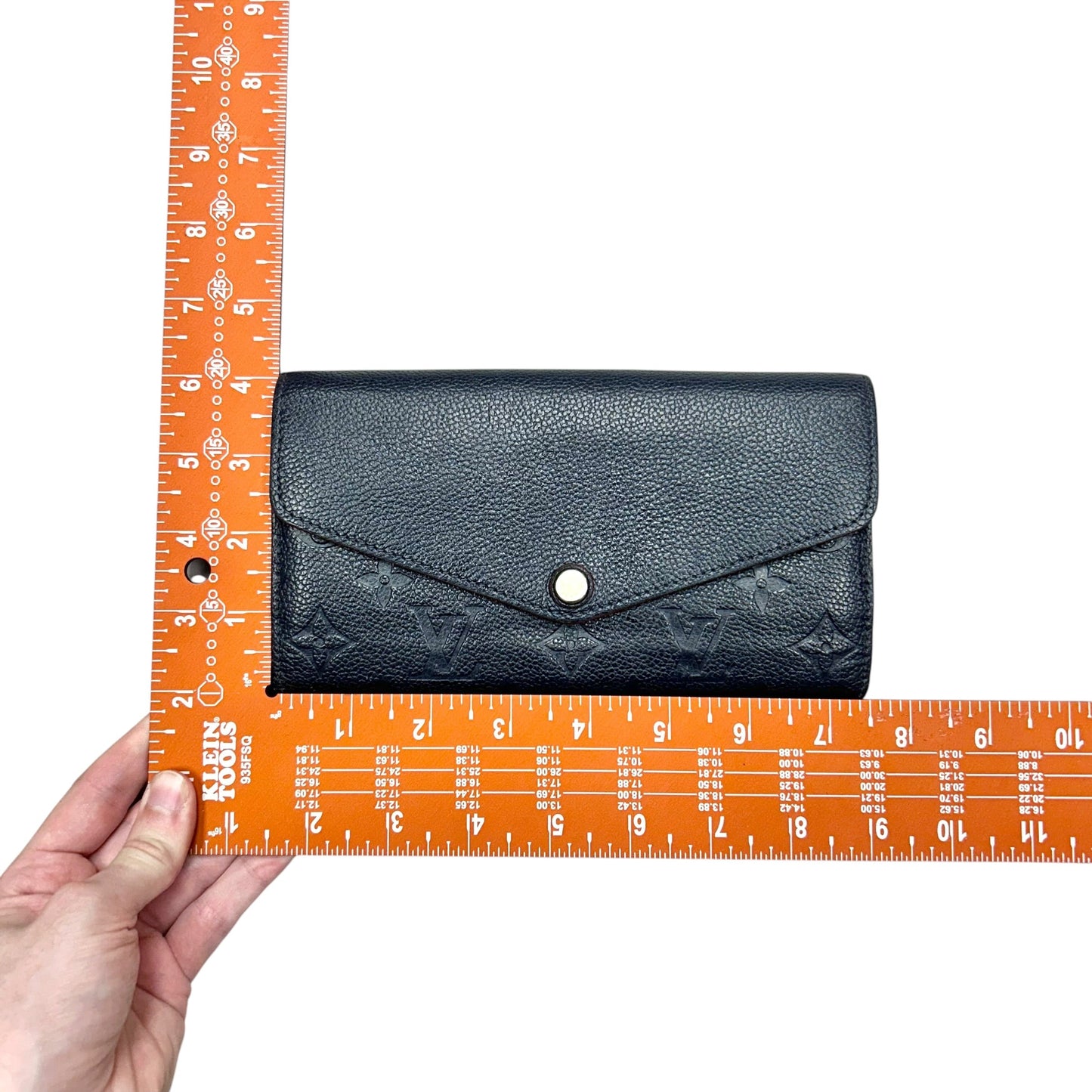 Wallet Luxury Designer By Louis Vuitton, Size: Medium