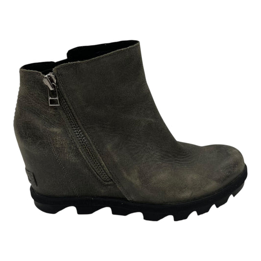 Boots Ankle Heels By Sorel In Grey, Size:6.5