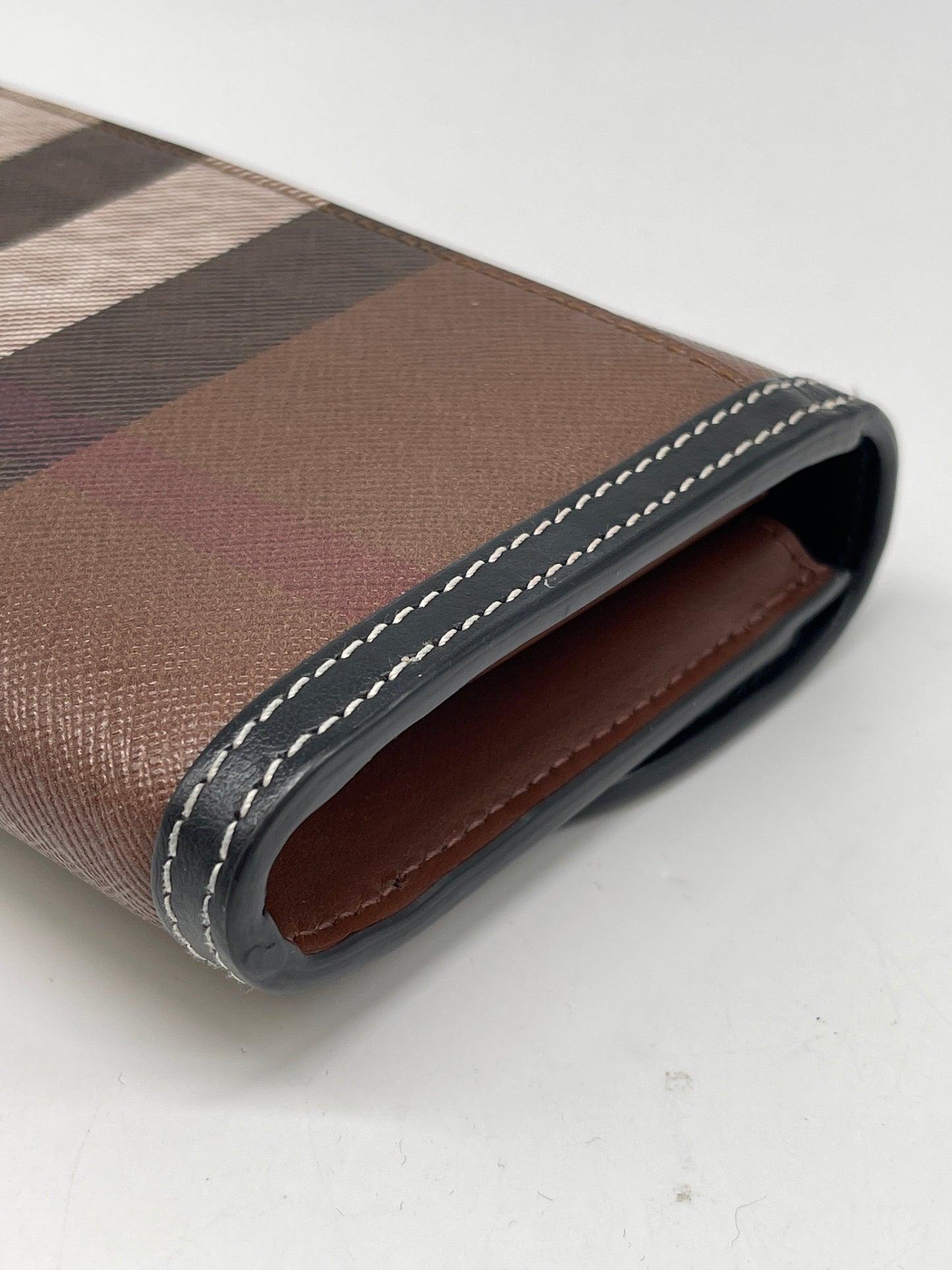 Wallet Luxury Designer By Burberry, Size: Medium