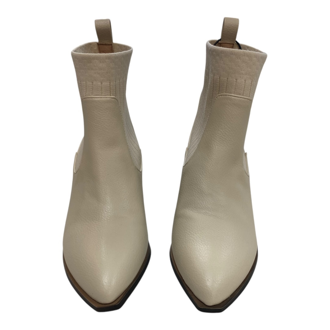 Boots Ankle Heels By Chinese Laundry In Beige, Size:6