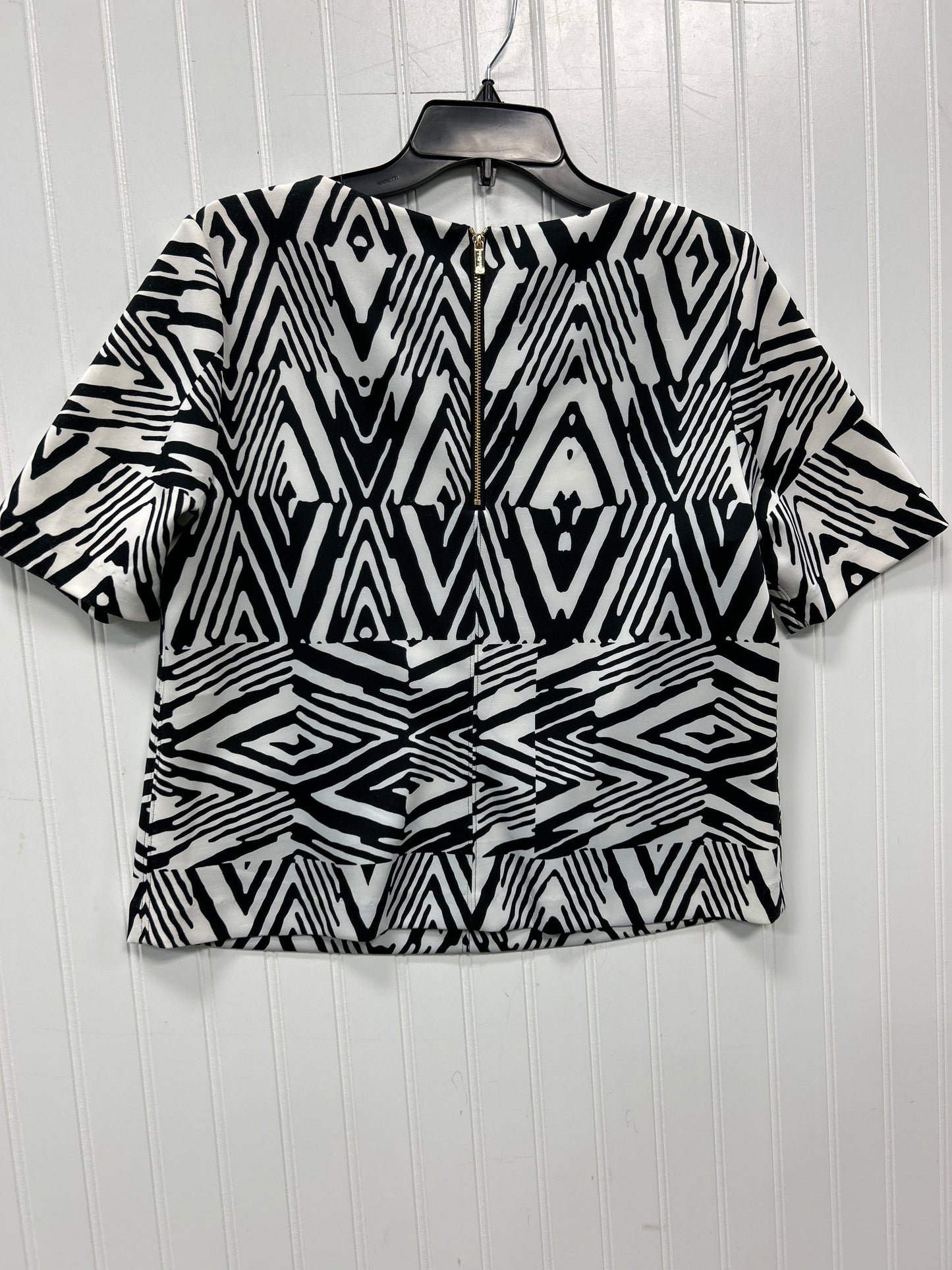 Top Ss By Calvin Klein In Black & White, Size:L