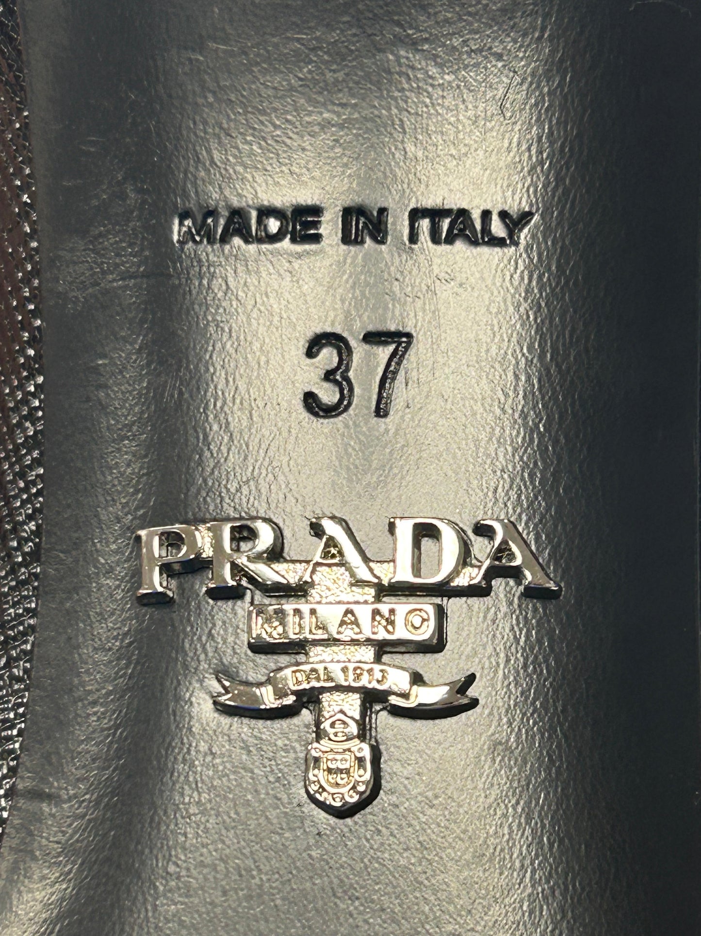 Shoes Luxury Designer By Prada In Black, Size:7