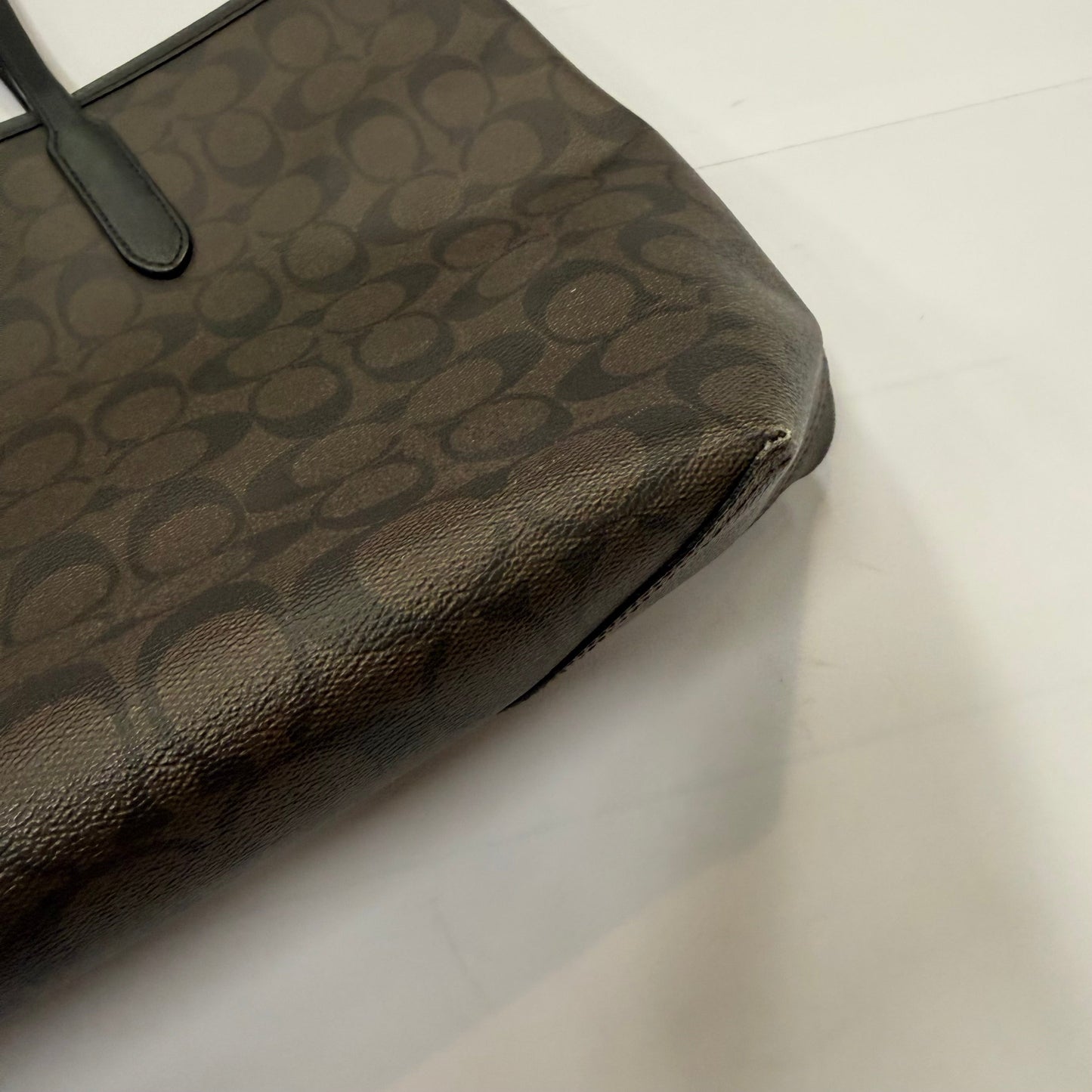 Handbag Designer By Coach, Size: Large