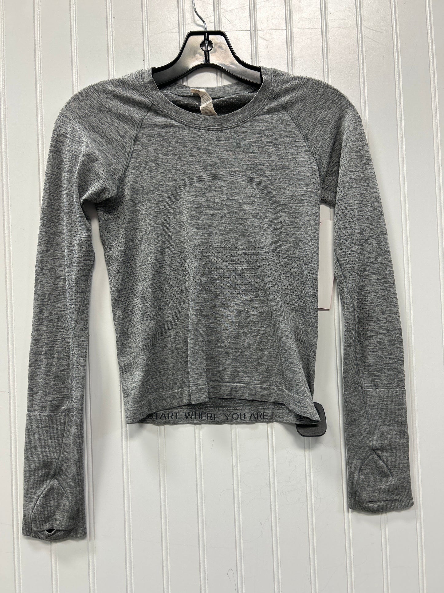 Athletic Top Ls Crewneck By Lululemon In Grey, Size:2