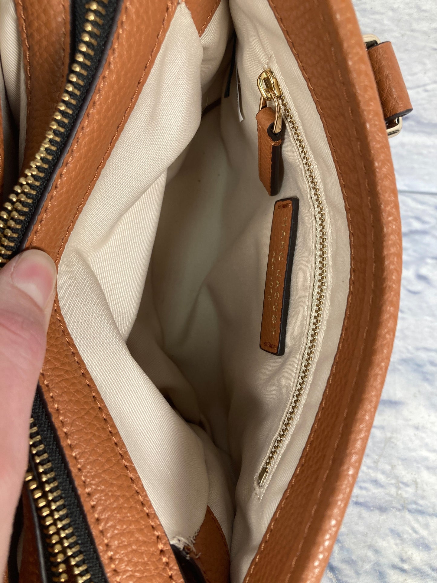 Crossbody Luxury Designer By Marc Jacobs, Size: Medium