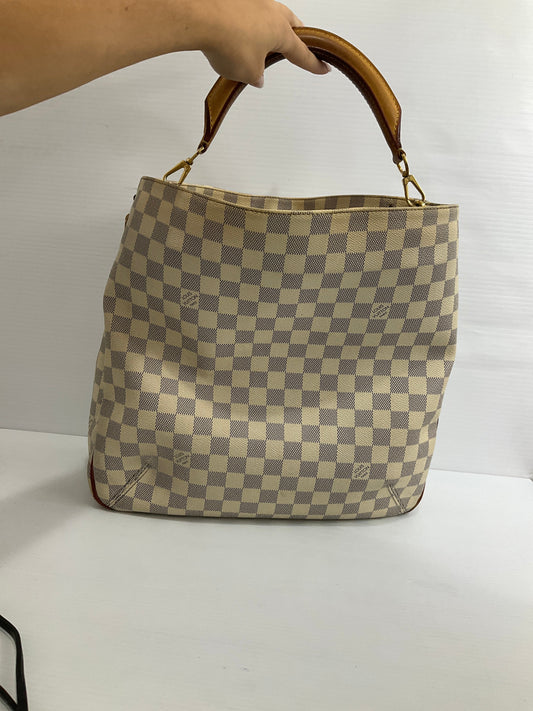 Handbag Luxury Designer By Louis Vuitton In Cream, Size:Large