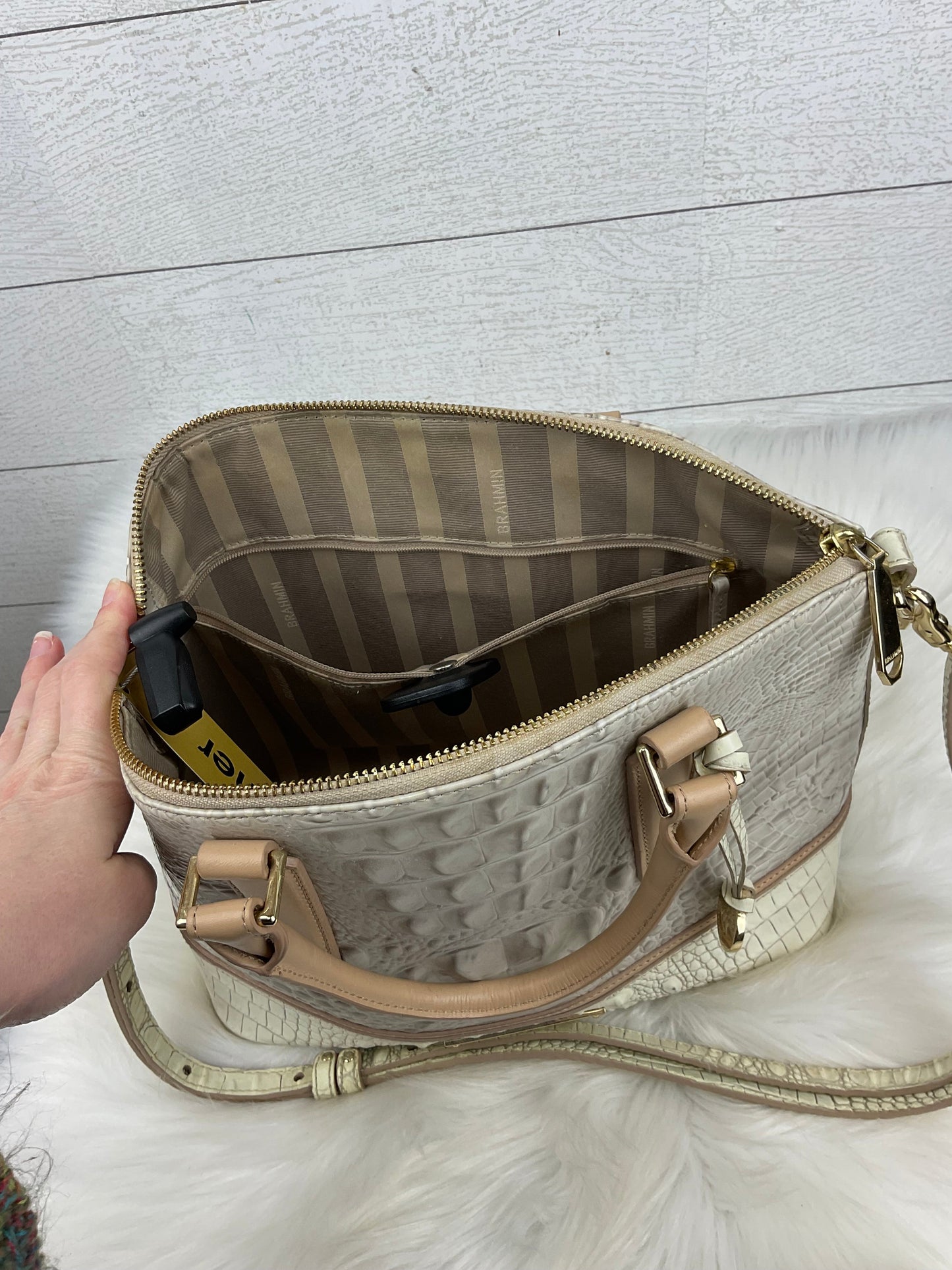 Handbag Designer By Brahmin, Size: Medium