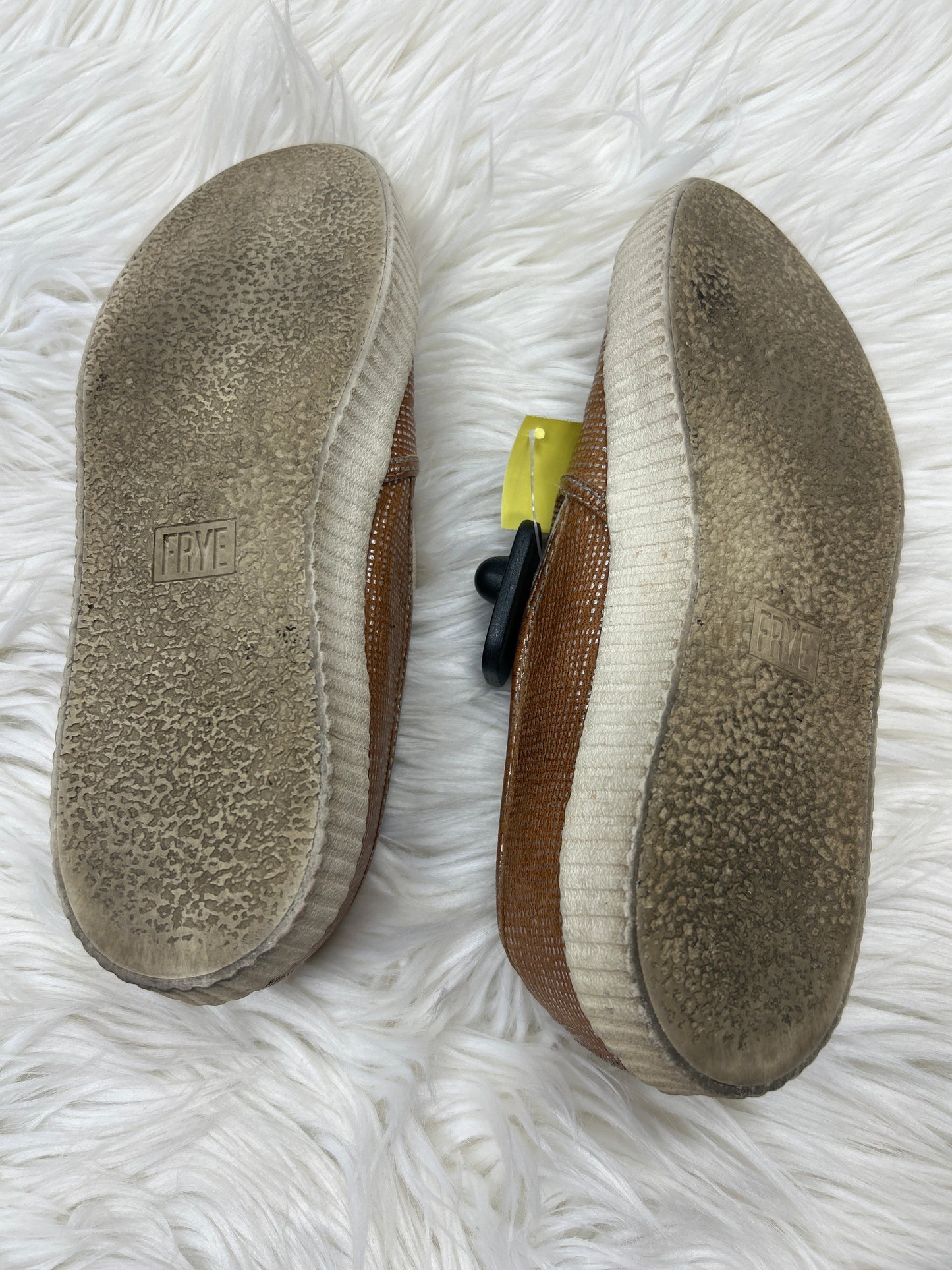 Shoes Flats By Frye In Brown, Size:7.5