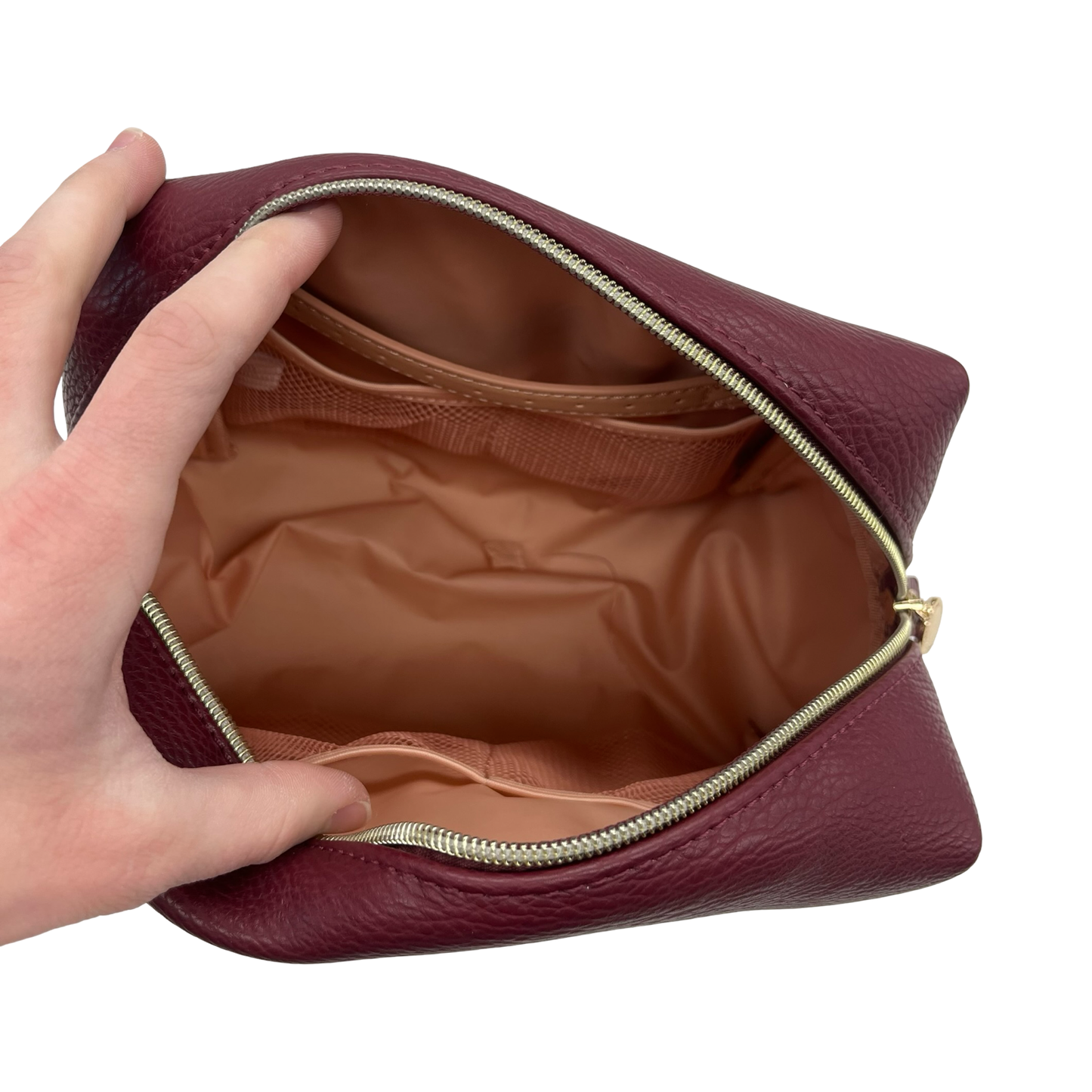Makeup Bag By Clothes Mentor In Red, Size:Medium