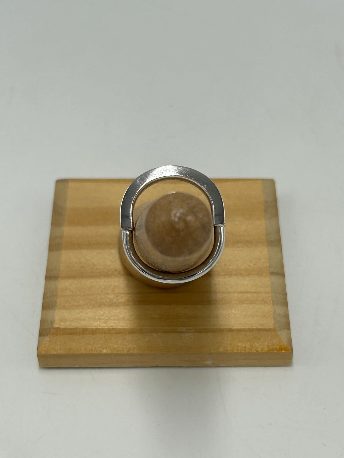 Tiffany & Company 18K Lock Luxury Ring, Size 5.5