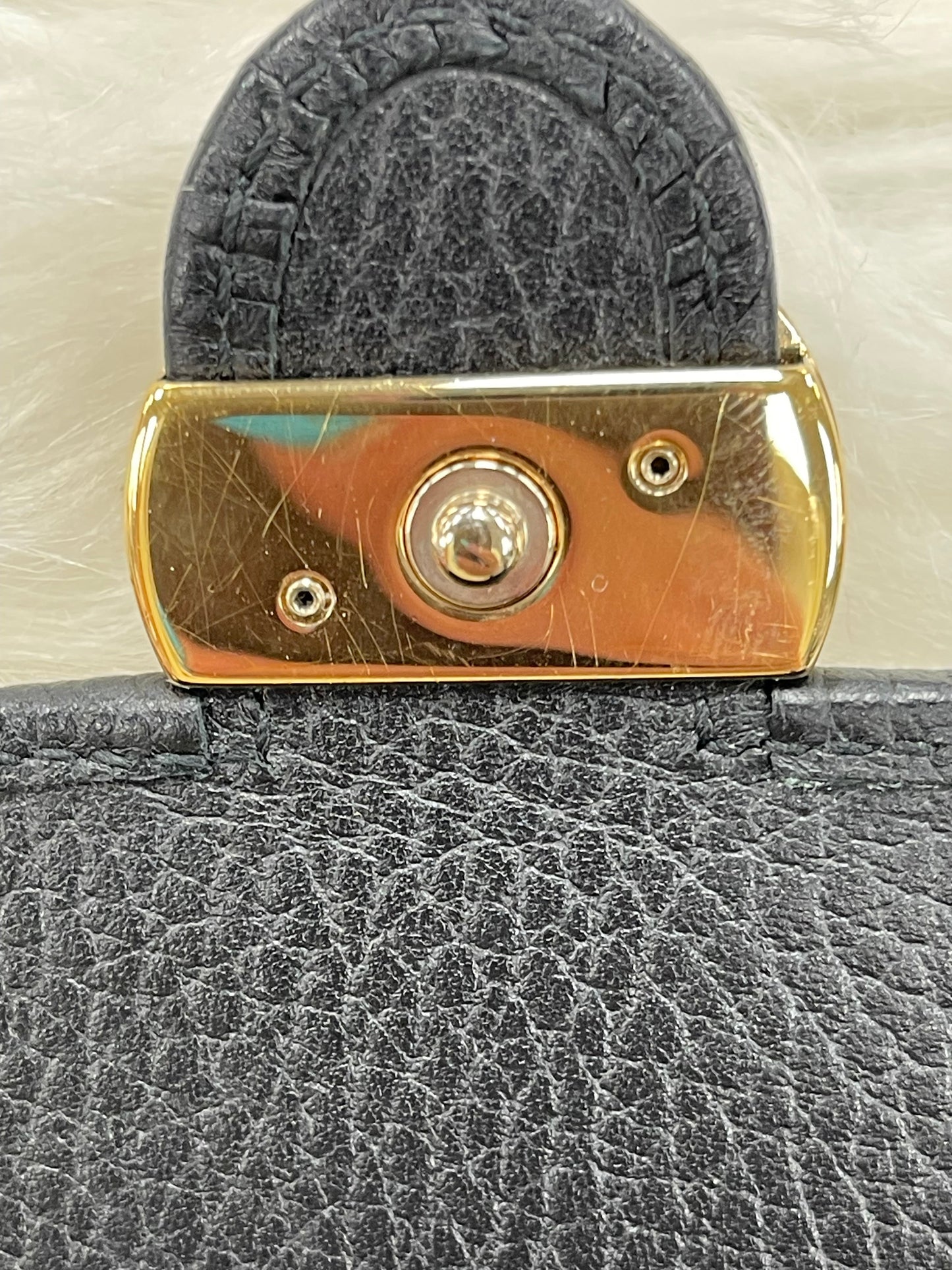 Wallet Luxury Designer By Gucci, Size: Large
