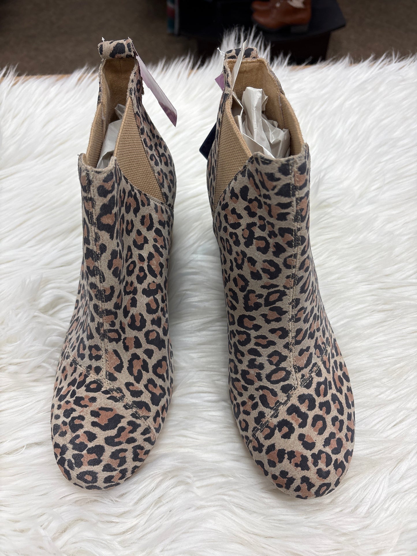 Boots Ankle Heels By Toms In Leopard Print, Size:11