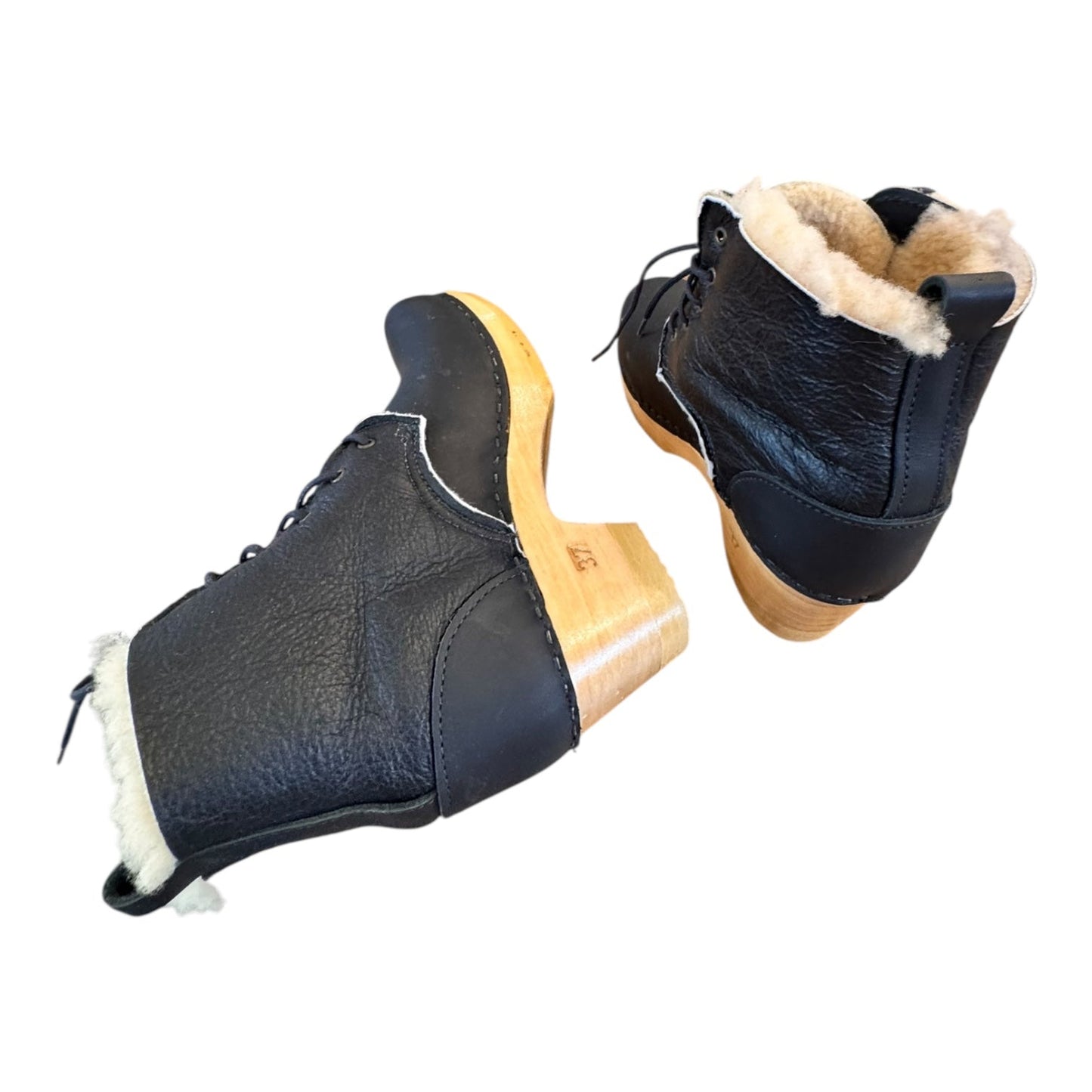 Boots Ankle Heels By Clothes Mentor In Black, Size:6.5