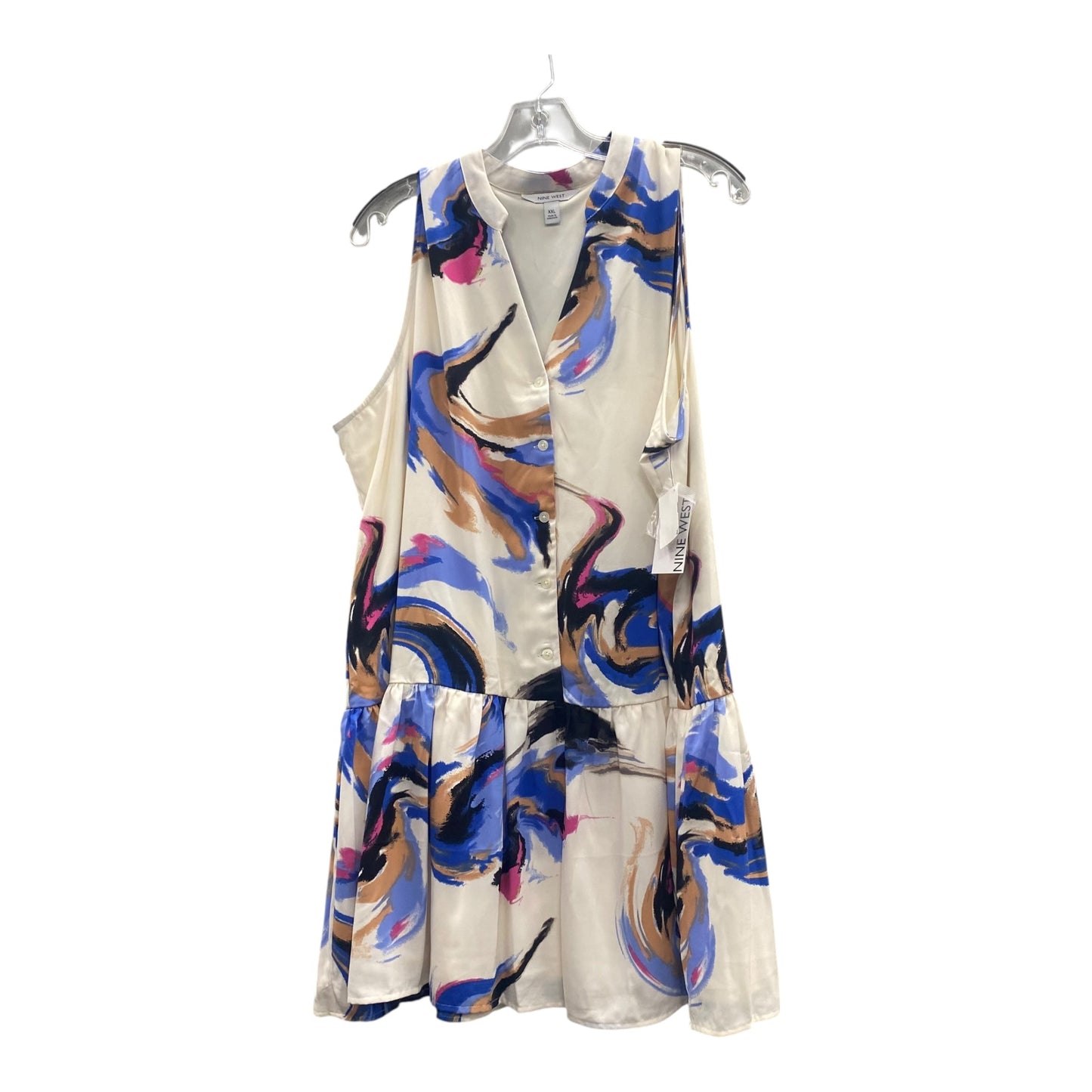 Dress Casual Short By Nine West In White, Size:1X