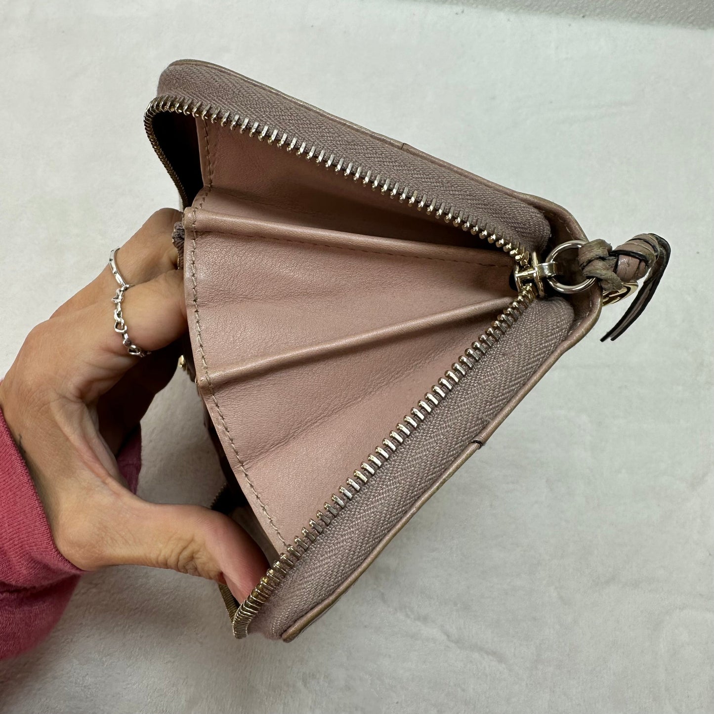 Wallet Luxury Designer By Gucci, Size: Large