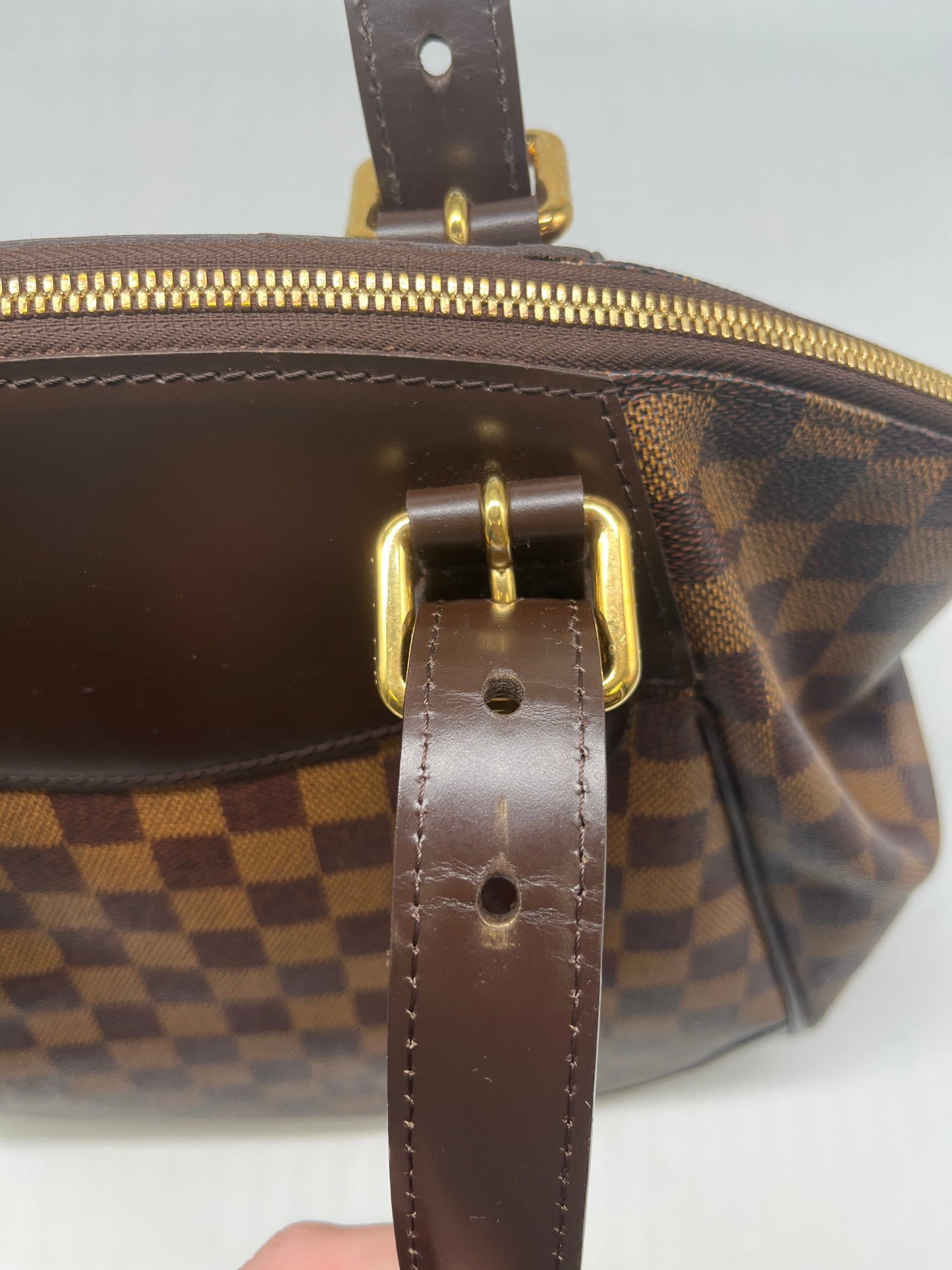 Handbag Luxury Designer By Louis Vuitton, Size: Large