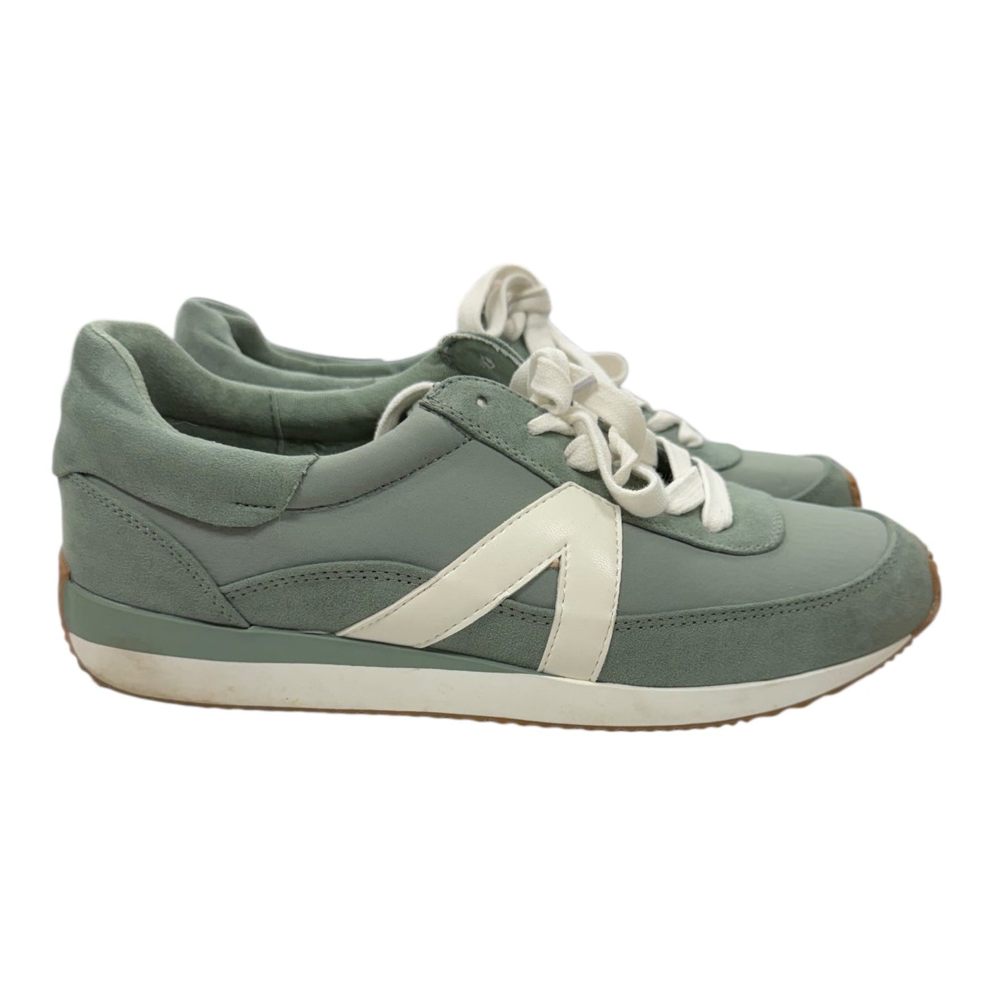 Shoes Athletic By Loft In Green, Size:7
