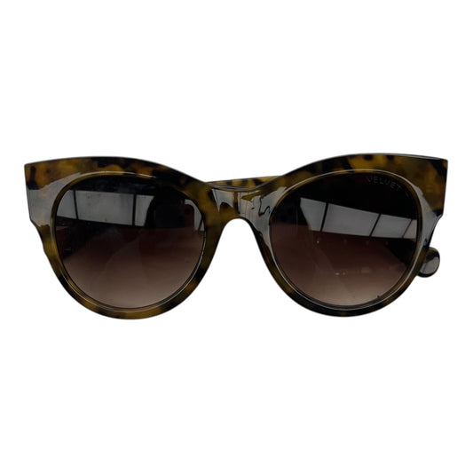 Sunglasses By Velvet In Tortoise Shell Print