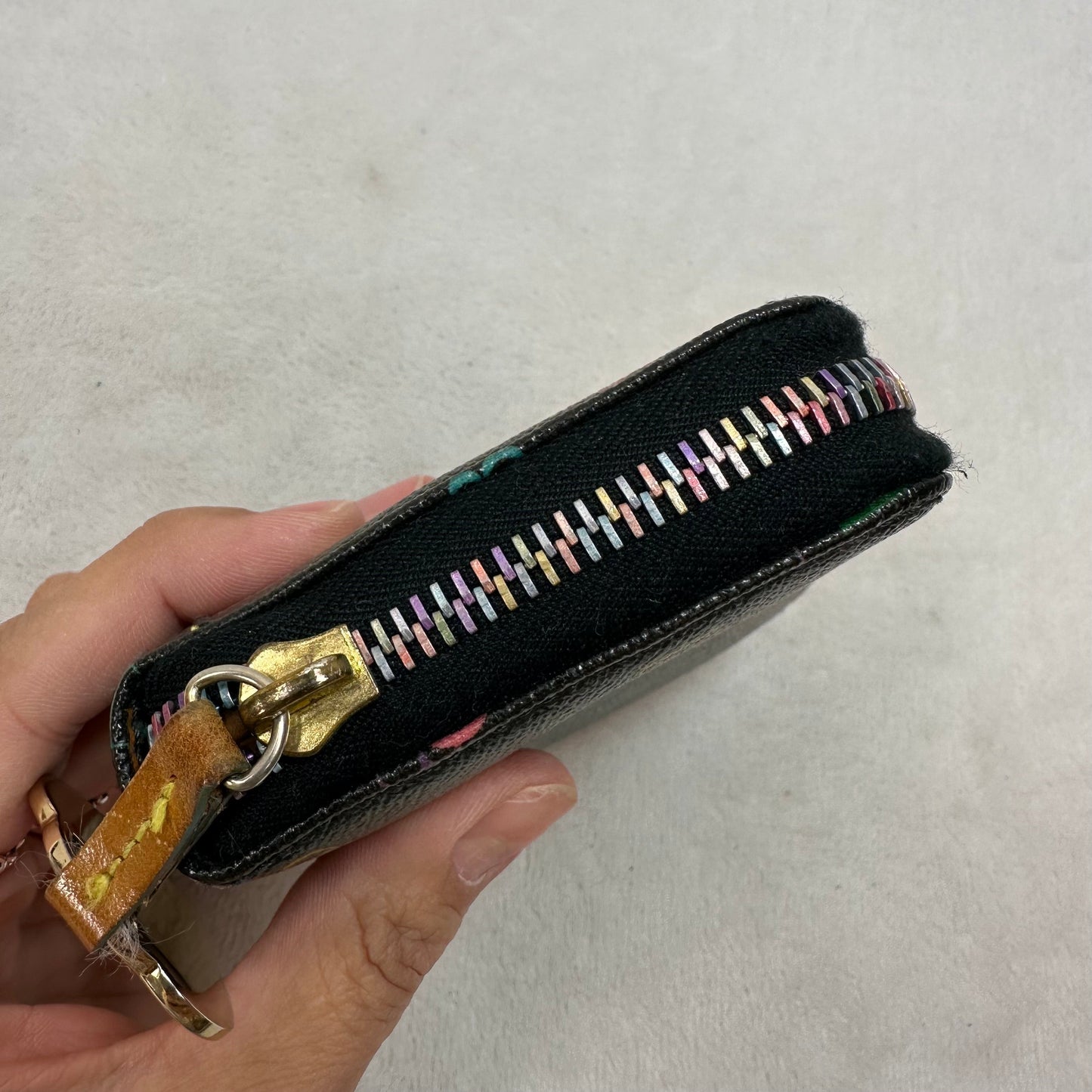 Id/card Holder Designer By Dooney And Bourke, Size: