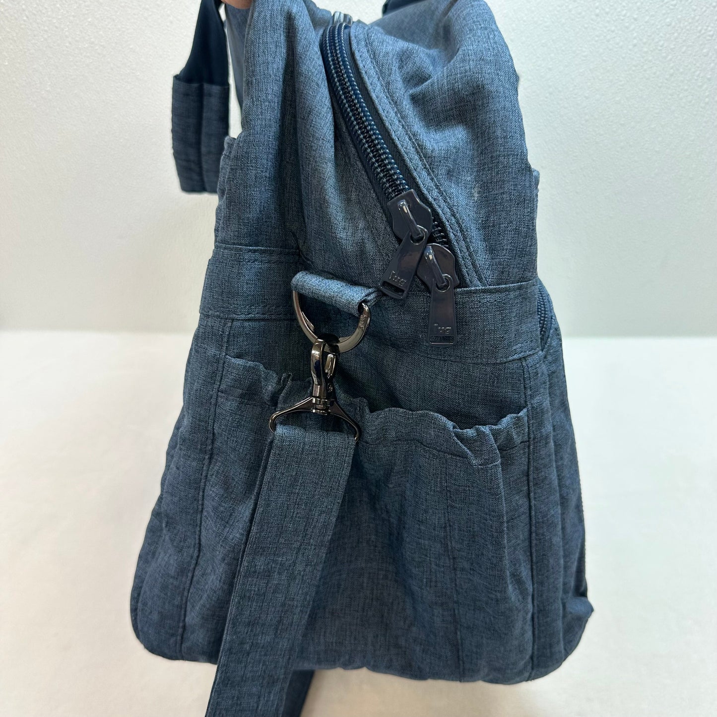 BOXER Tote By Lug, Size: LARGE