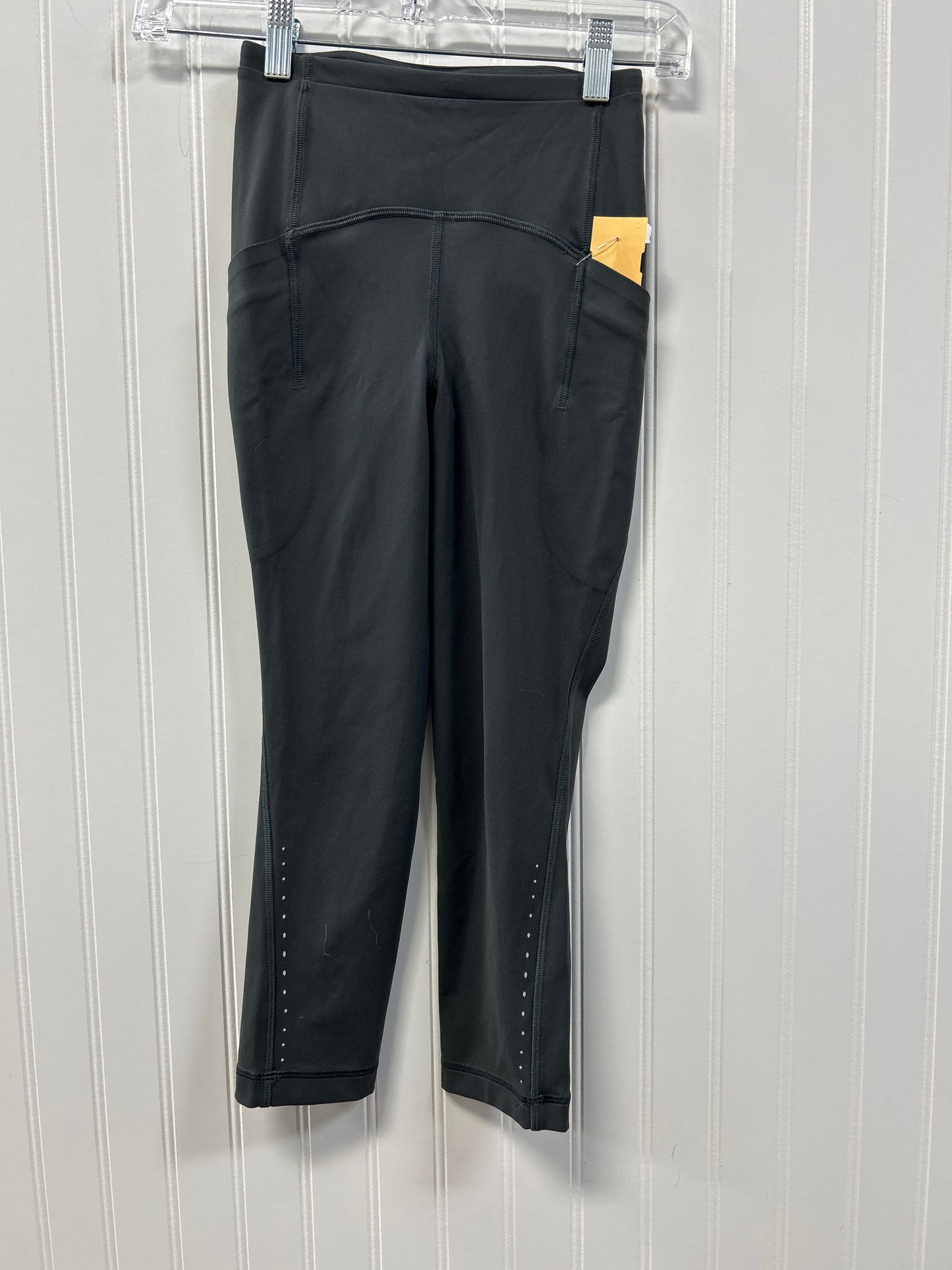 Athletic Leggings Capris By Lululemon In Grey, Size:0