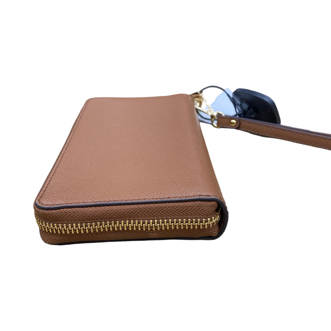 Wristlet Designer By Michael Kors In Brown, Size:Medium