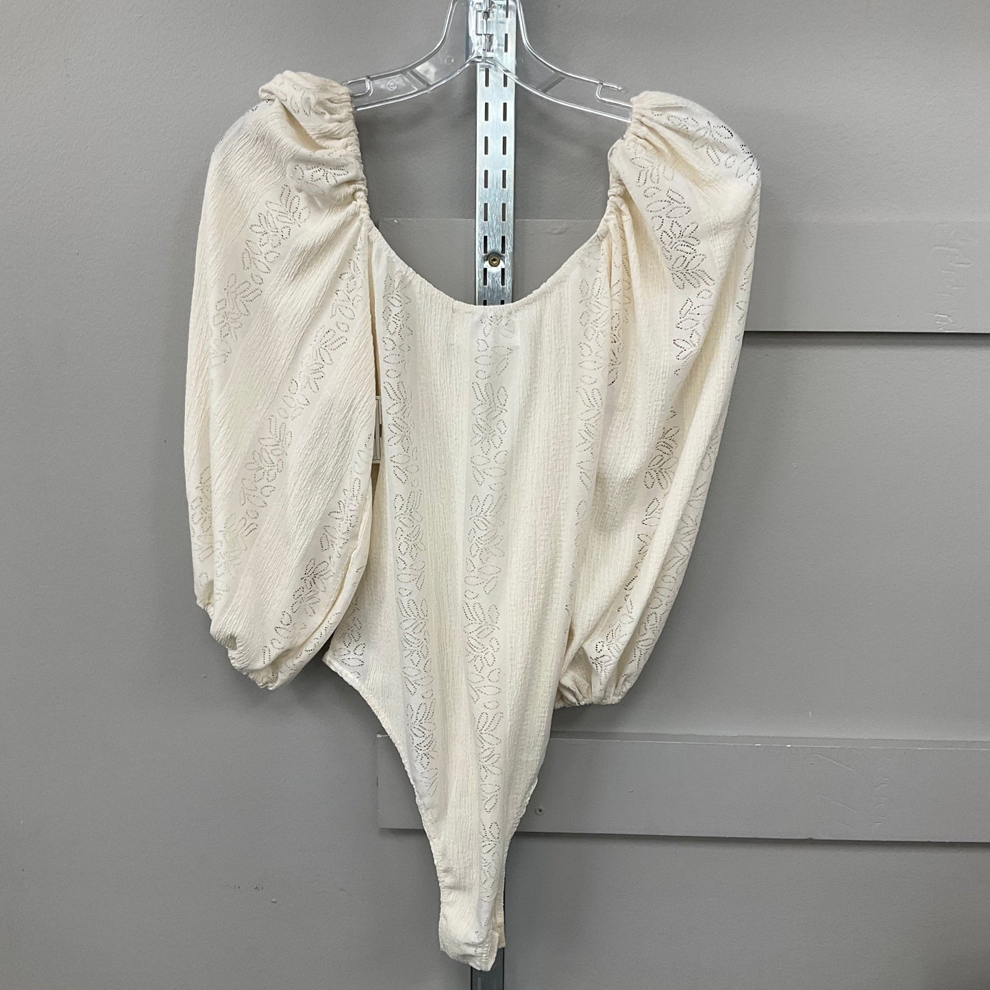 Bodysuit By Clothes Mentor In Cream, Size:S