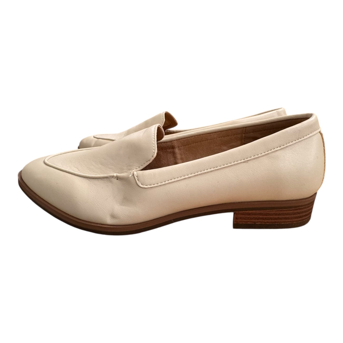 Shoes Flats By Cushionaire In Cream, Size:8.5
