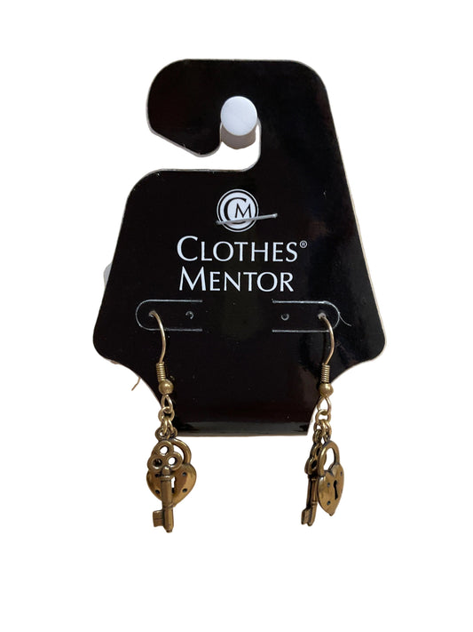 Earrings Dangle/Drop By Cme In Gold
